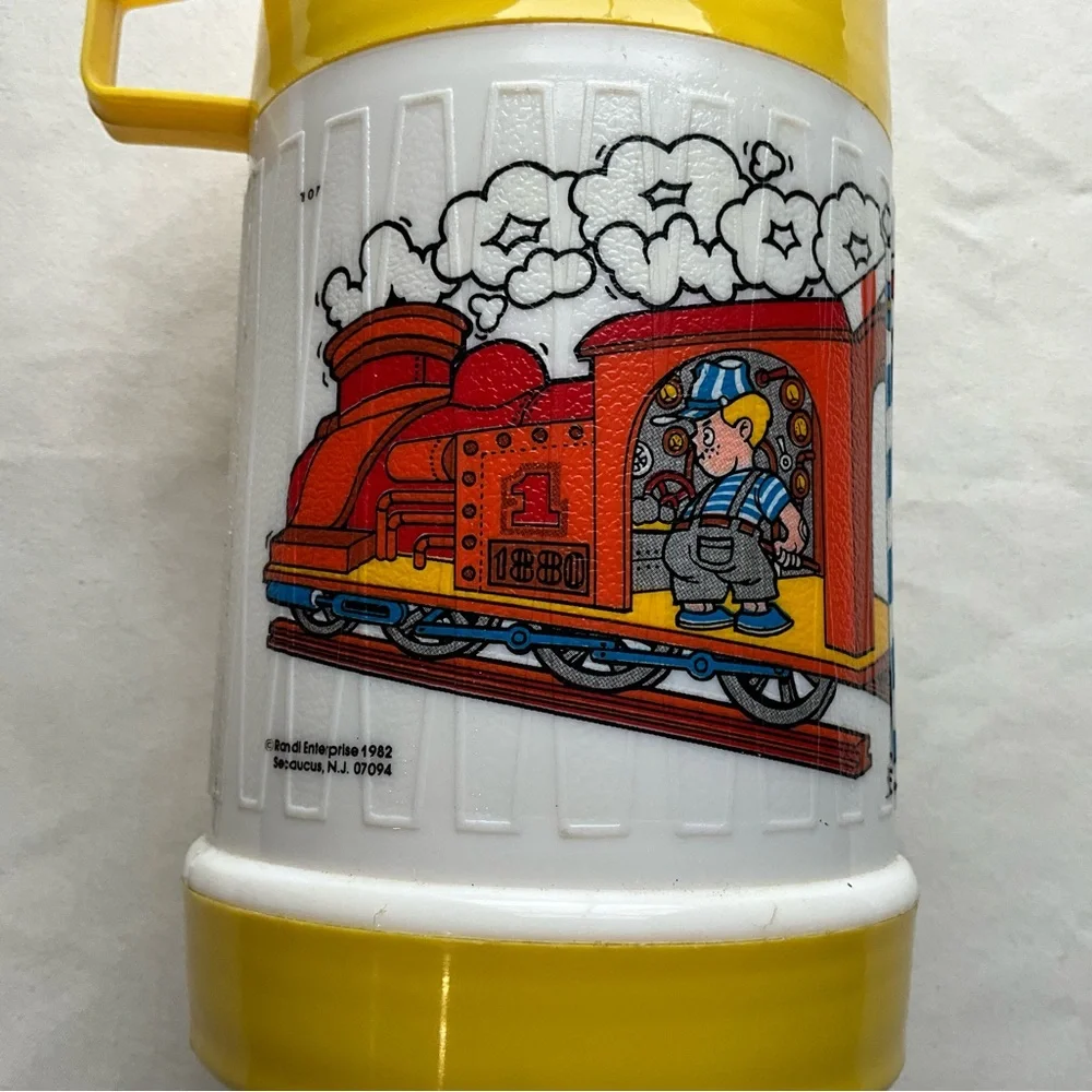 Vintage 1982 Randi Enterprise Child’s Train Thermos Yellow Top Jyudung